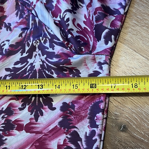 Athleta Quarter Zip Floral Pullover Size Medium - Picture 7 of 8